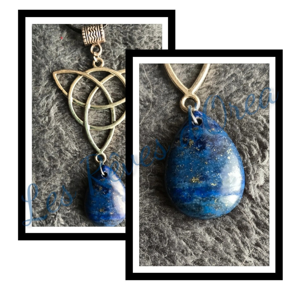 🌙 Collier du Savoir Voilé 🌙
Triskèle ancien & Lapis-Lazuli des Veilleuses