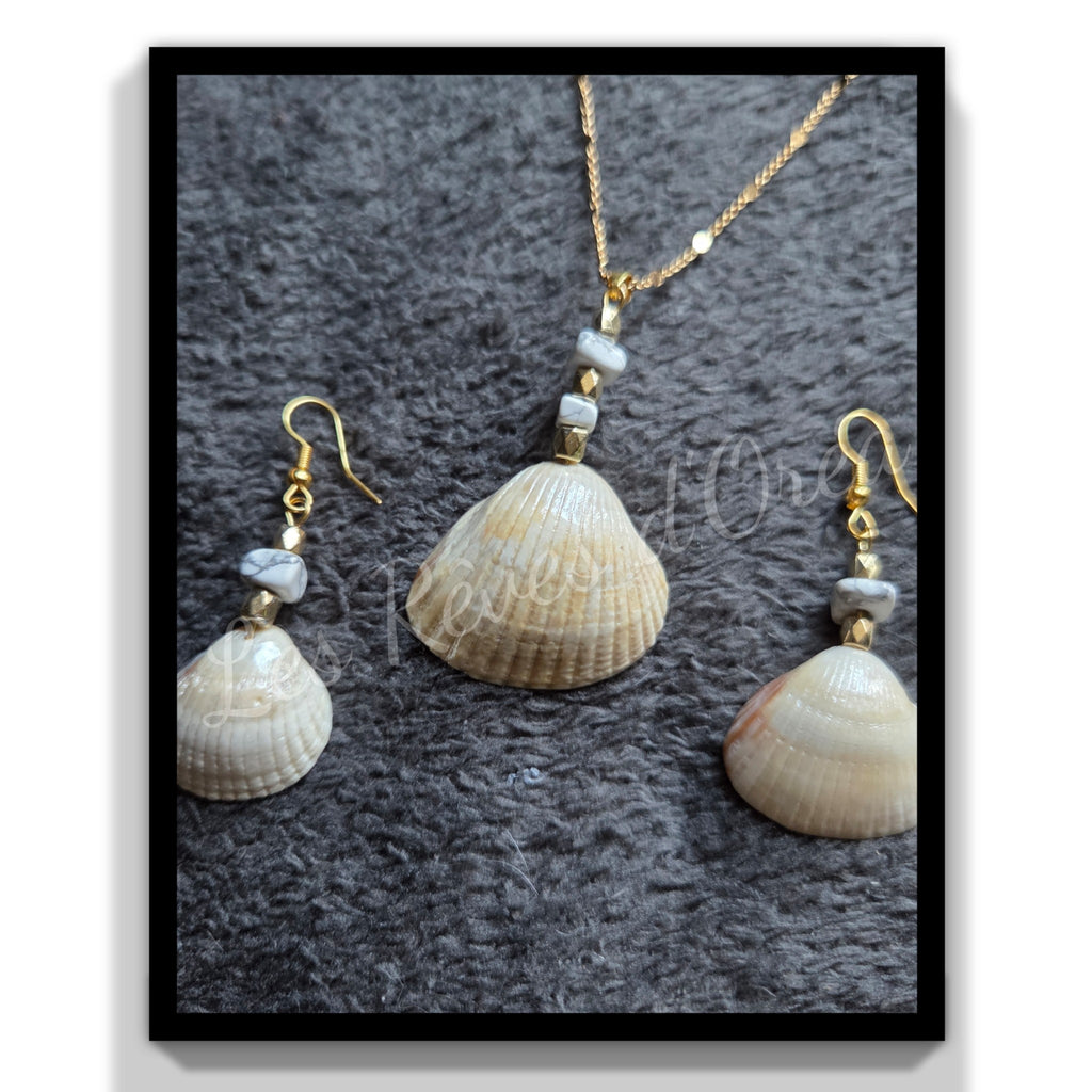 🌊 Océalis 🌊
Parure coquillage & howlite