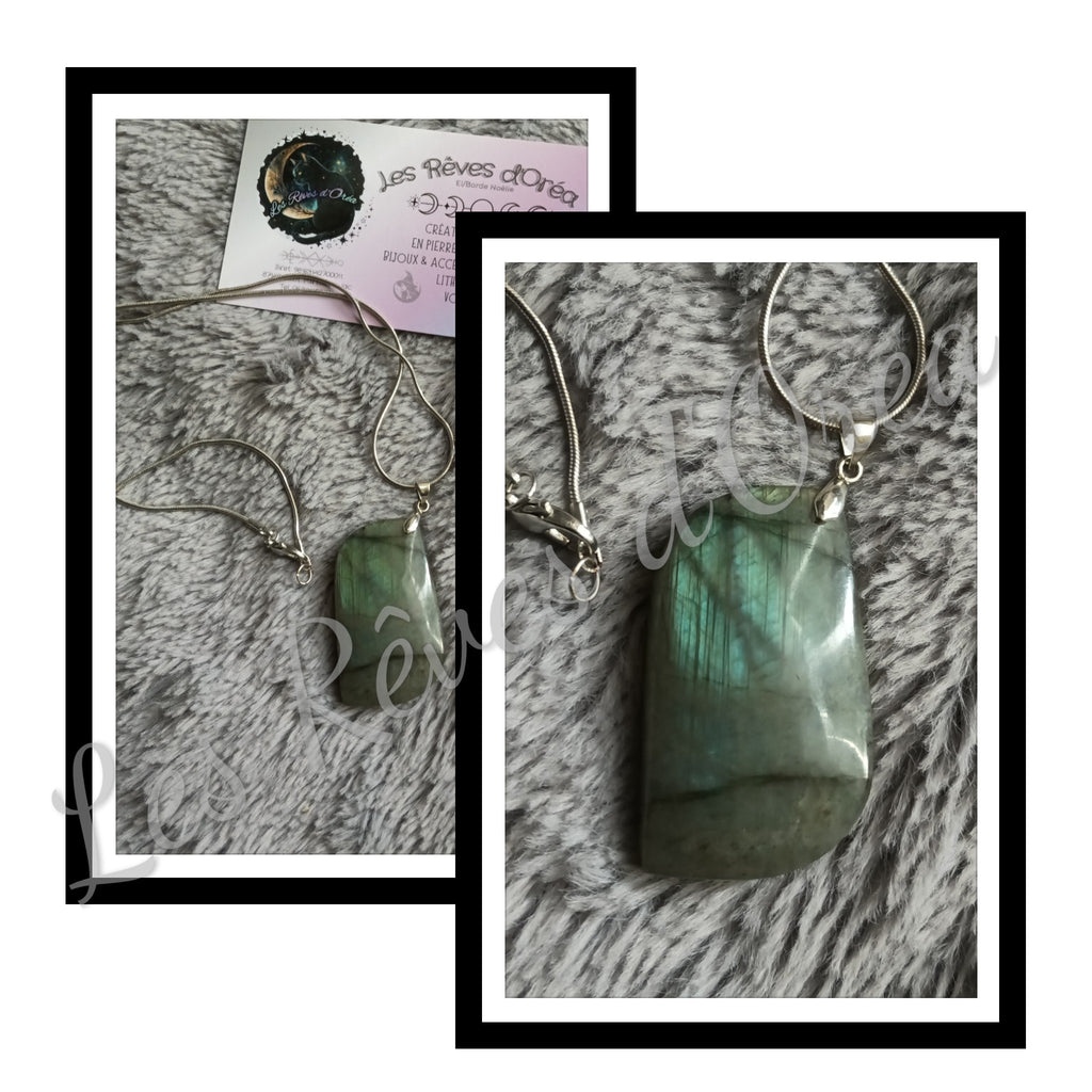 Le Voile des Mondes
Pendentif en Labradorite