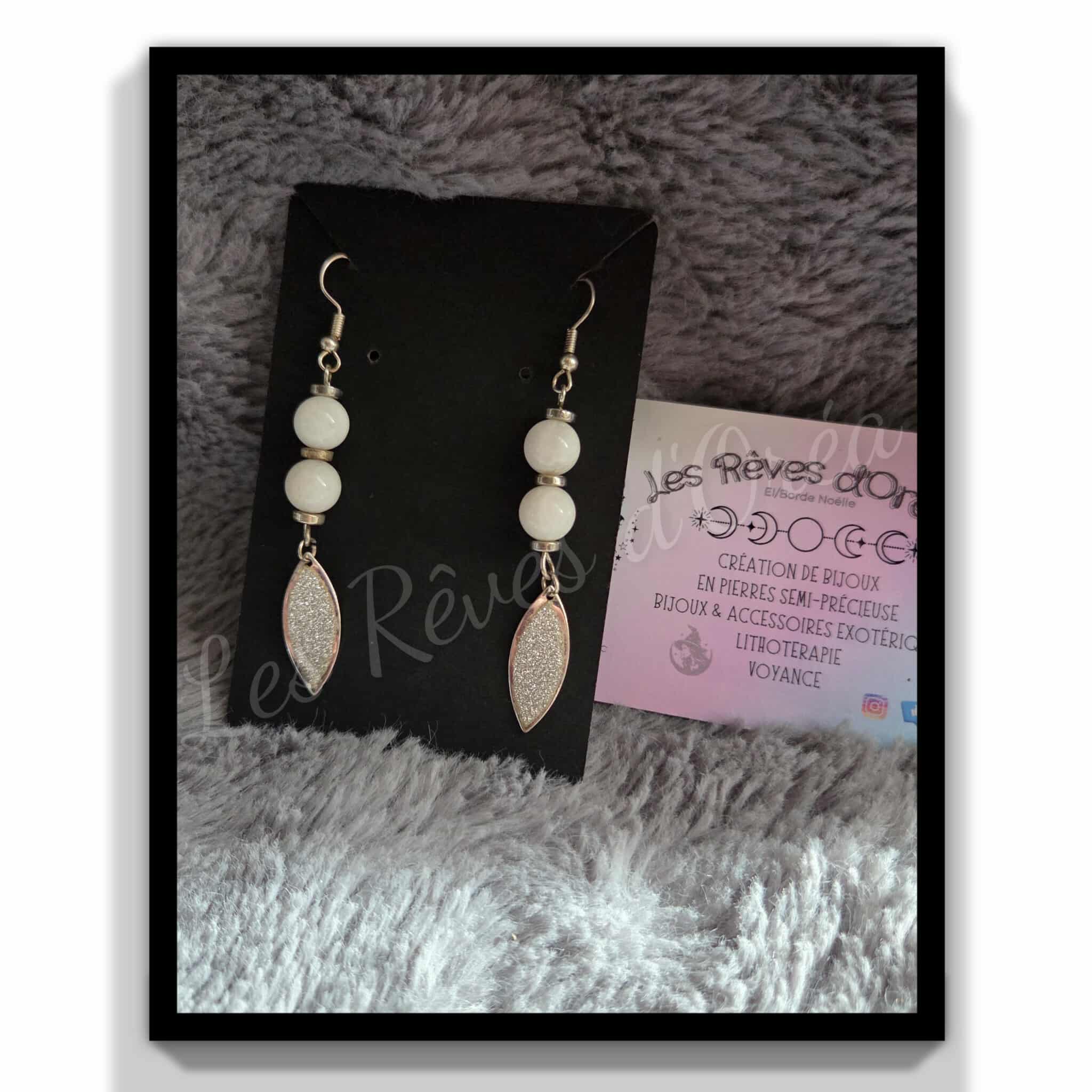 🌙 Larmes de Lune Sacrée 🌙
Boucles d’oreilles en Pierre de Lune naturelle
