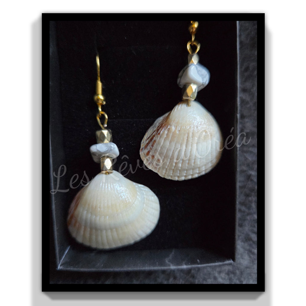 🌊 Océalis 🌊
Parure coquillage & howlite
